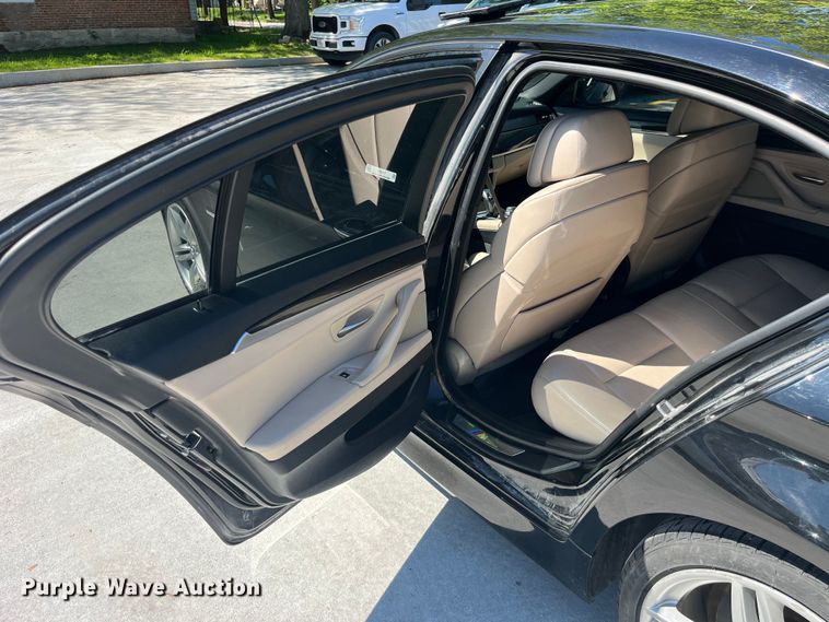 image for item LD9517 2012 BMW 535i XDrive 