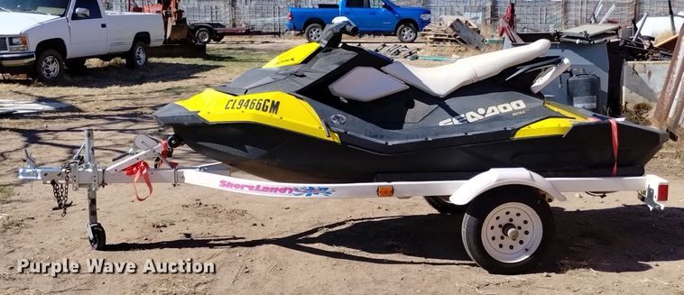 image for item LN9994 2015 SeaDoo Spark personal watercraft