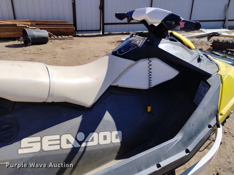 image for item LN9994 2015 SeaDoo Spark personal watercraft