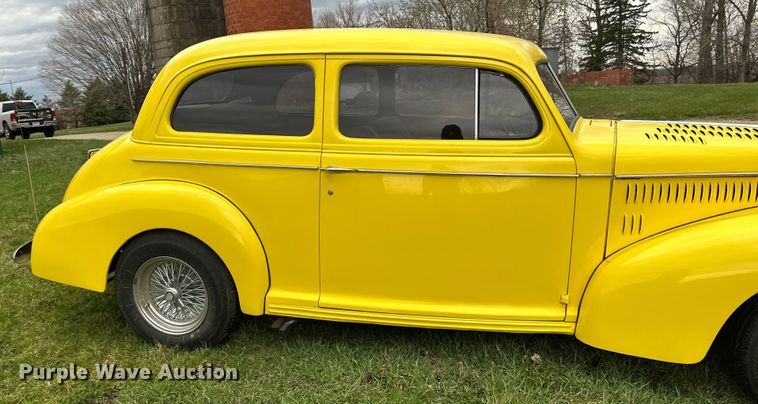 image for item LR9301 1940 Studebaker coupe