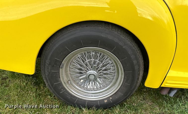 image for item LR9301 1940 Studebaker coupe