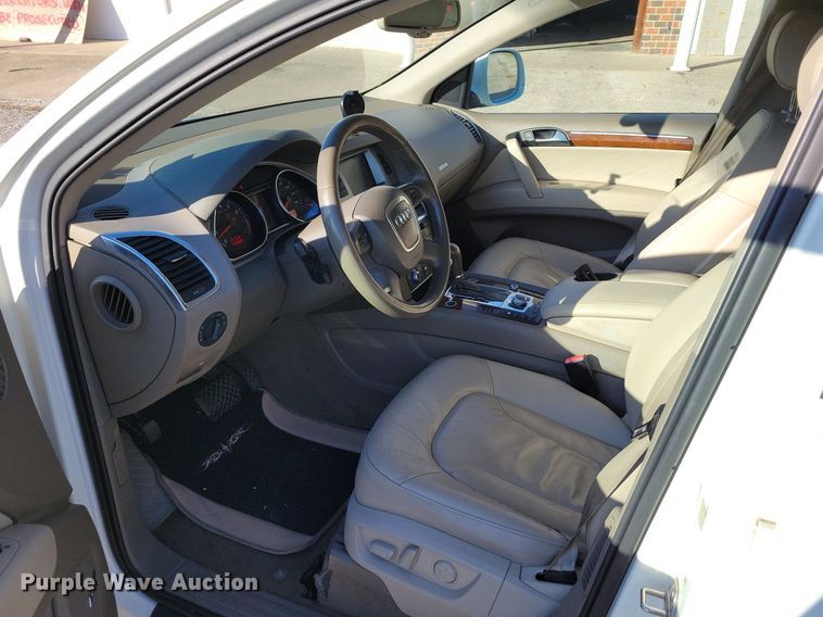 image for item MQ9684 2008 Audi Q7 SUV