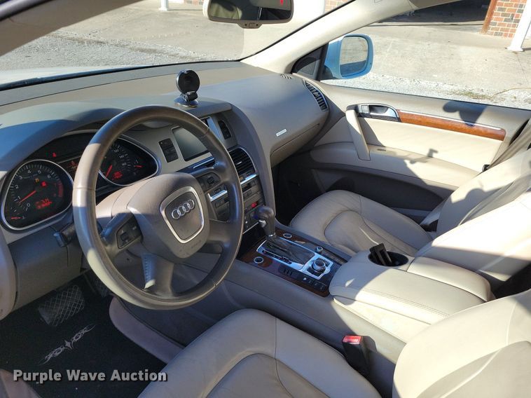 image for item MQ9684 2008 Audi Q7 SUV