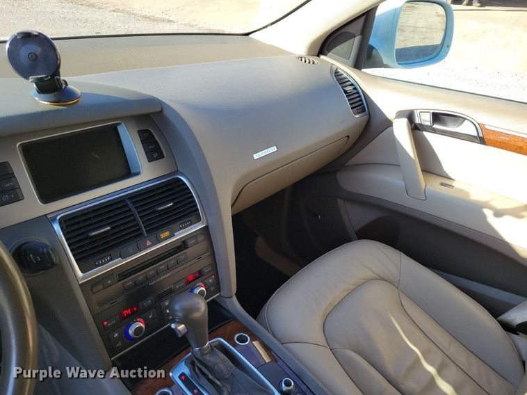 image for item MQ9684 2008 Audi Q7 SUV