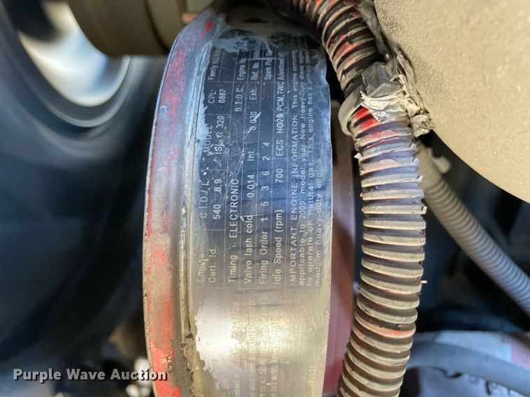 image for item NA9741 2010 Peterbilt 320 refuse truck