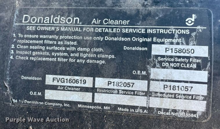 image for item NA9741 2010 Peterbilt 320 refuse truck