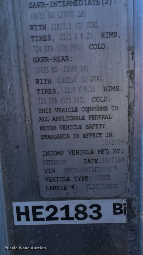 image for item NA9741 2010 Peterbilt 320 refuse truck