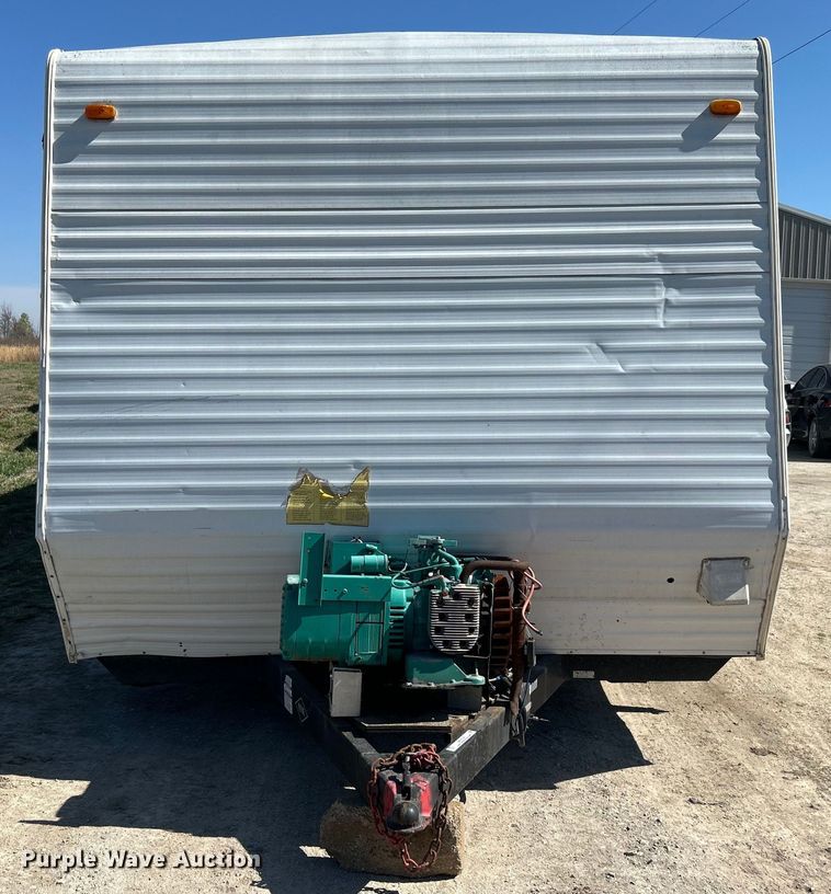 image for item NB9339 2006 Pilgrim International  travel trailer