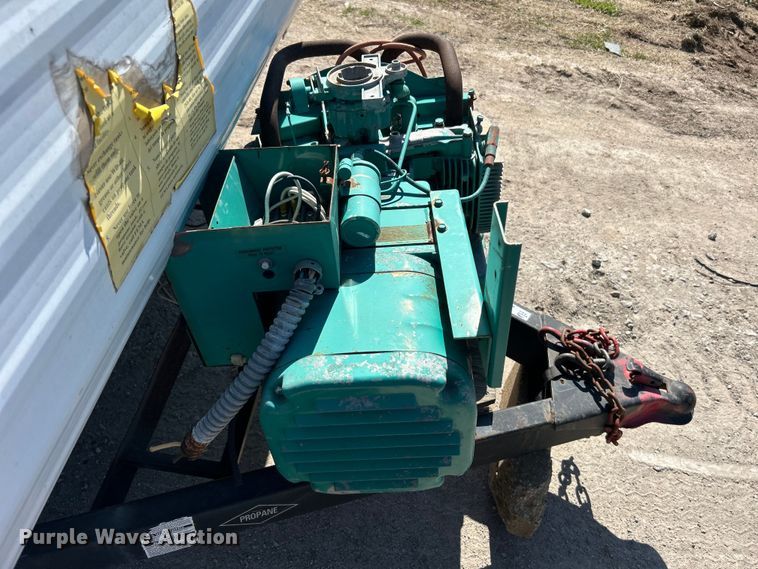 image for item NB9339 2006 Pilgrim International  travel trailer