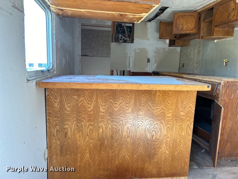 image for item NB9339 2006 Pilgrim International  travel trailer