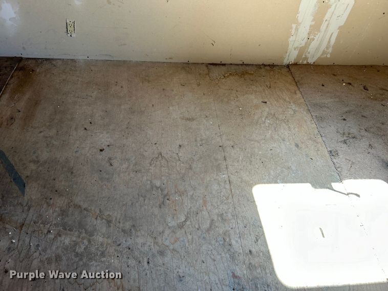 image for item NB9339 2006 Pilgrim International  travel trailer