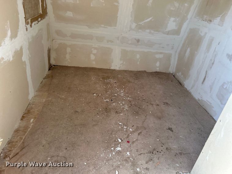 image for item NB9339 2006 Pilgrim International  travel trailer