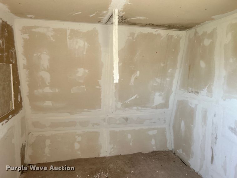 image for item NB9339 2006 Pilgrim International  travel trailer