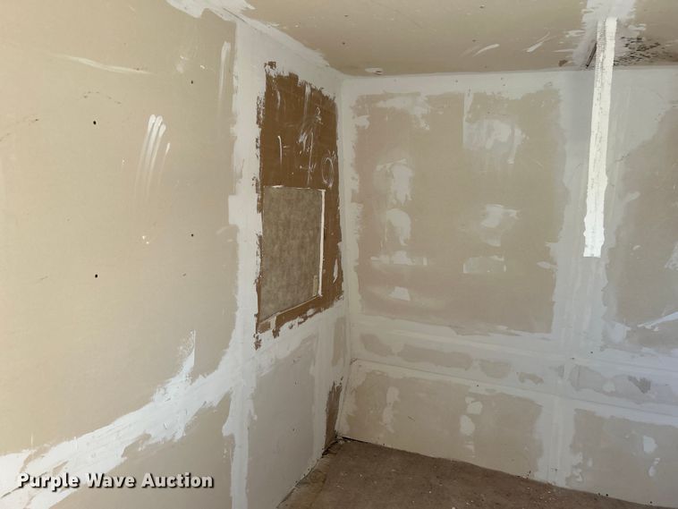 image for item NB9339 2006 Pilgrim International  travel trailer