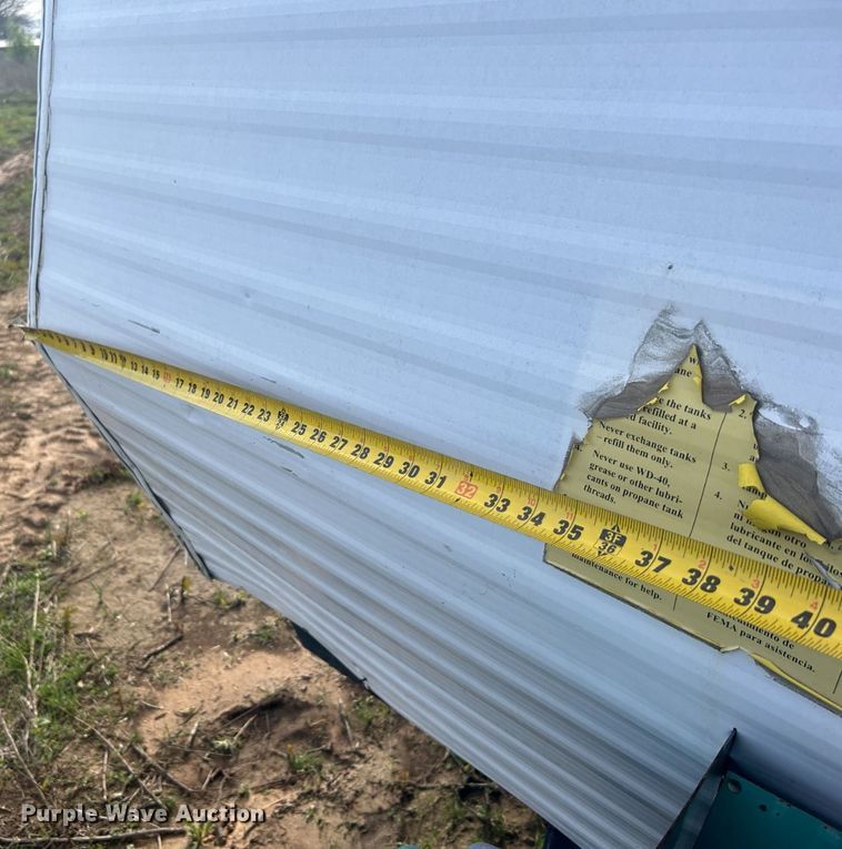 image for item NB9339 2006 Pilgrim International  travel trailer