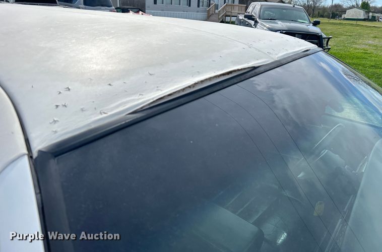 image for item NB9360 2001 Lincoln Krystal  limousine