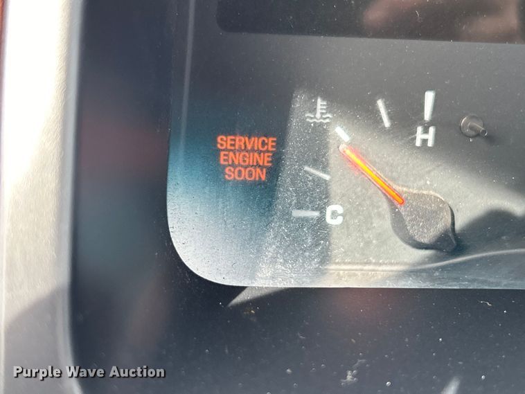 image for item NB9360 2001 Lincoln Krystal  limousine