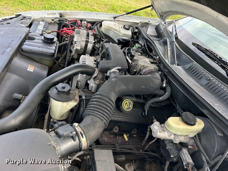 image for item NB9360 2001 Lincoln Krystal  limousine