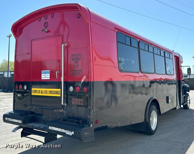 image for item ND9226 2015 Freightliner Business Class M2 shuttle bus