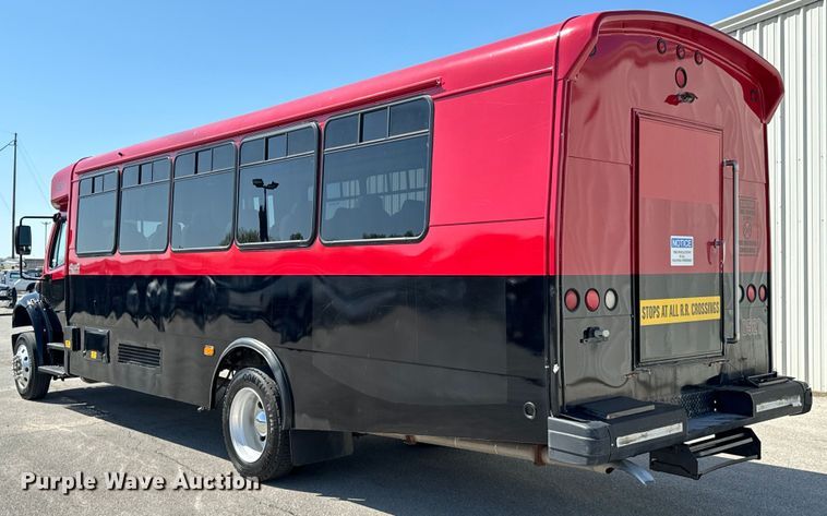 image for item ND9226 2015 Freightliner Business Class M2 shuttle bus