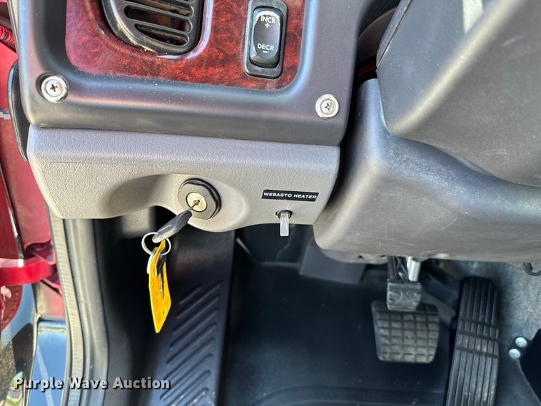 image for item ND9226 2015 Freightliner Business Class M2 shuttle bus