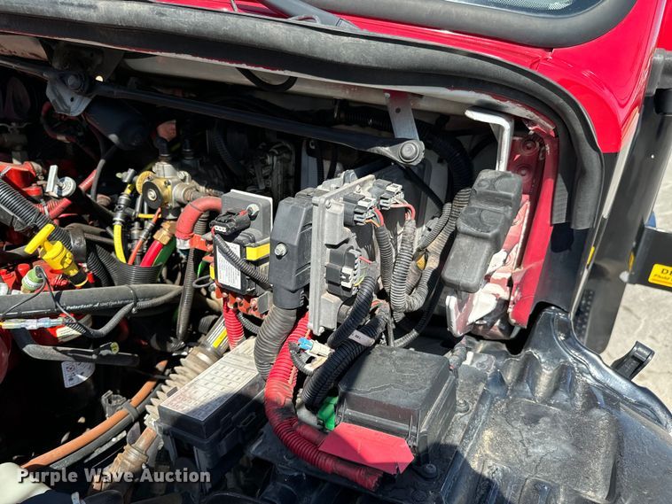 image for item ND9226 2015 Freightliner Business Class M2 shuttle bus