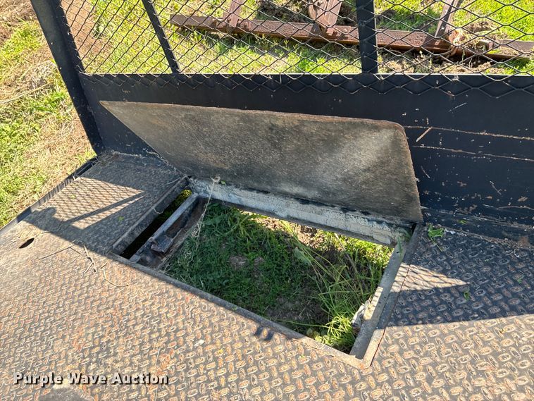 image for item ND9248 Flatbed