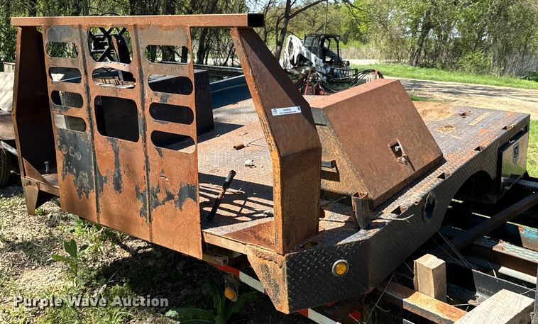 image for item ND9251 Flatbed