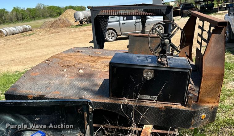 image for item ND9251 Flatbed