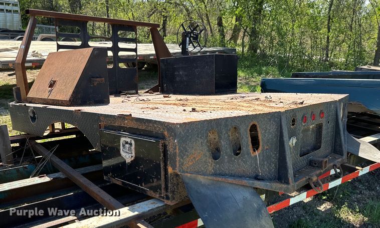 image for item ND9251 Flatbed