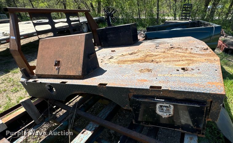 image for item ND9251 Flatbed