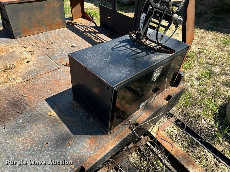 image for item ND9251 Flatbed