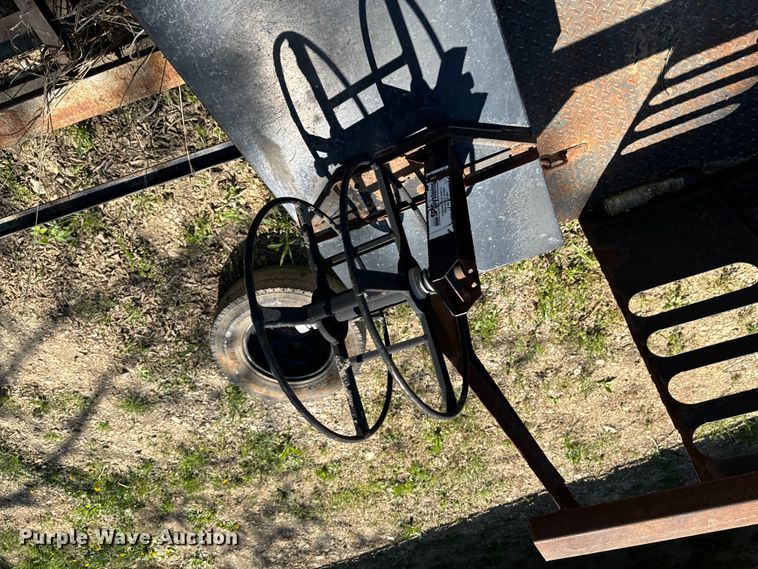 image for item ND9251 Flatbed