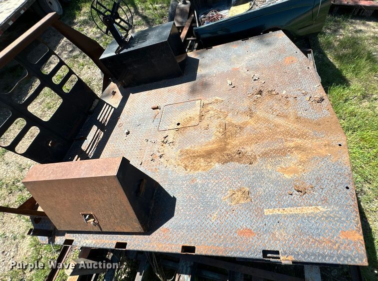 image for item ND9251 Flatbed