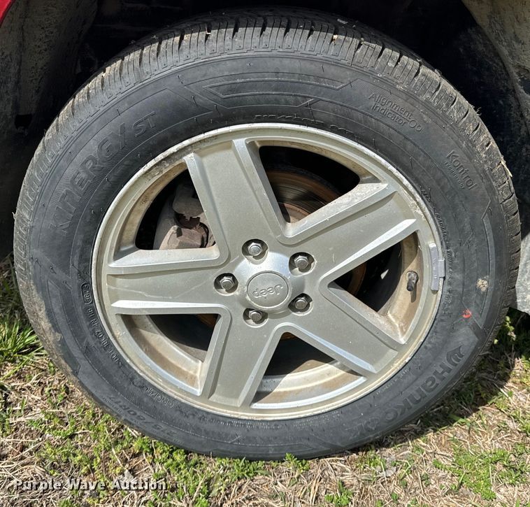 image for item ND9262 2007 Jeep Compass SUV