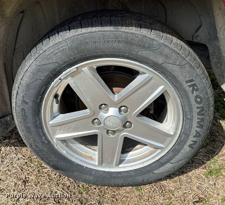 image for item ND9262 2007 Jeep Compass SUV