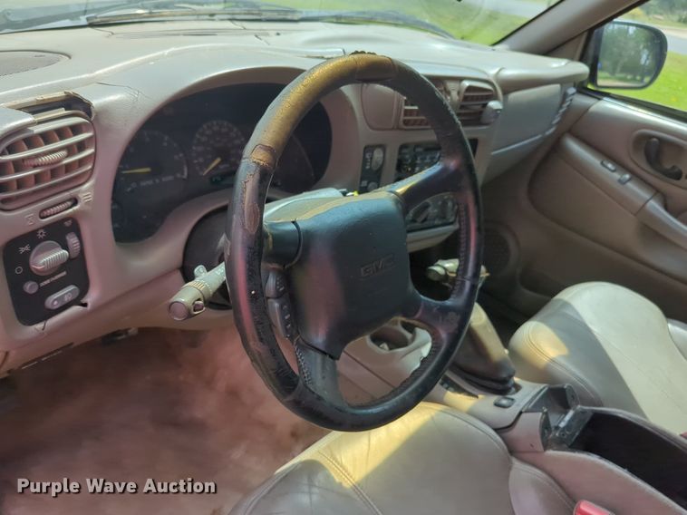 image for item NG9493 1999 GMC Jimmy SUV