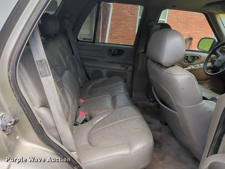 image for item NG9493 1999 GMC Jimmy SUV