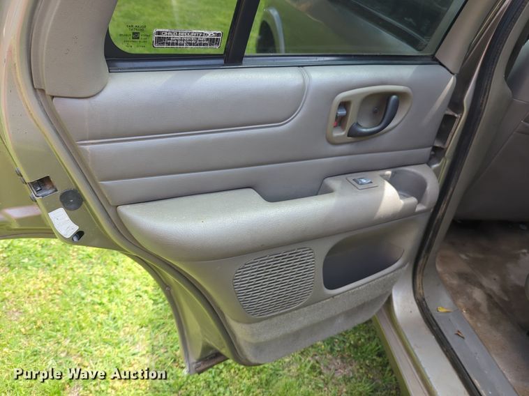 image for item NG9493 1999 GMC Jimmy SUV