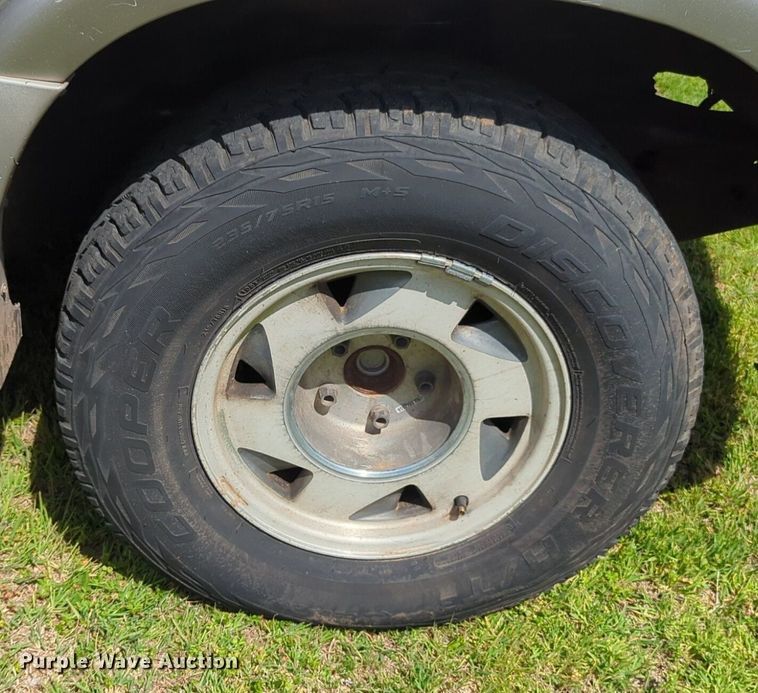 image for item NG9493 1999 GMC Jimmy SUV