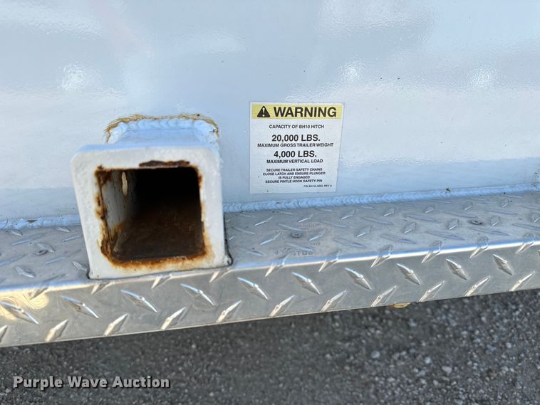 image for item NH9190 2004 Ford F750 Super Duty flatbed truck