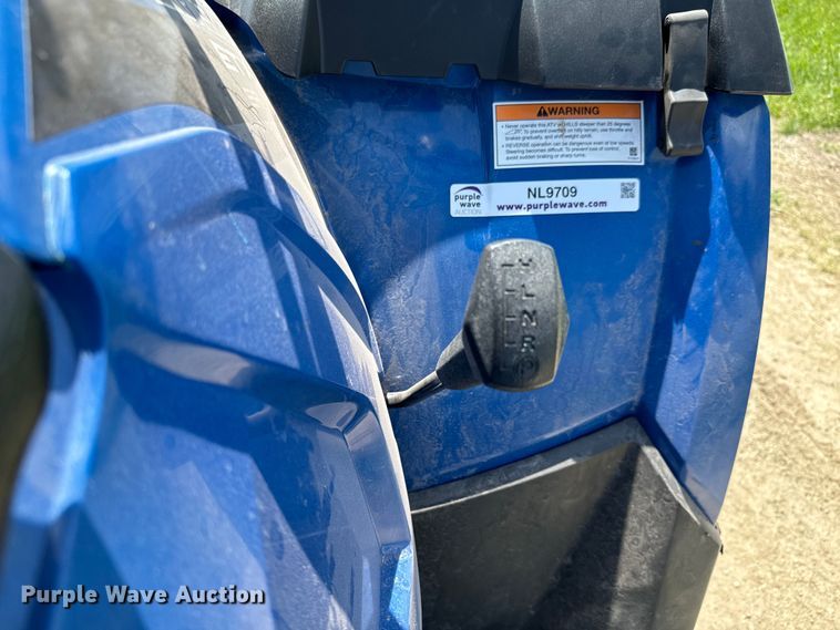 image for item NL9709 2015 Polaris  Sportsman ETX ATV