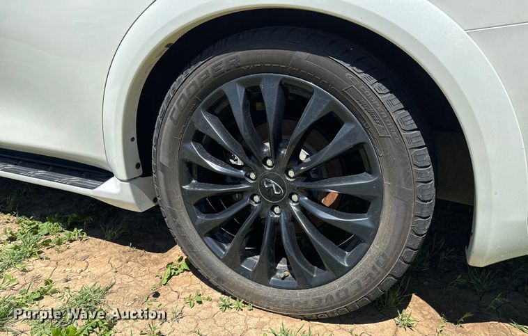 image for item NL9719 2015 Infiniti QX80 SUV