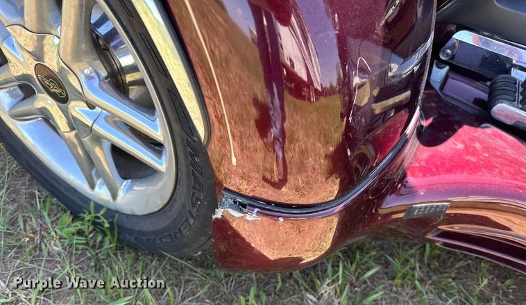 image for item NR9763 2006 Honda GL1800 Gold Wing motorcycle