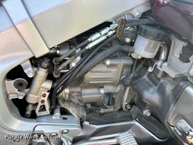 image for item NR9763 2006 Honda GL1800 Gold Wing motorcycle