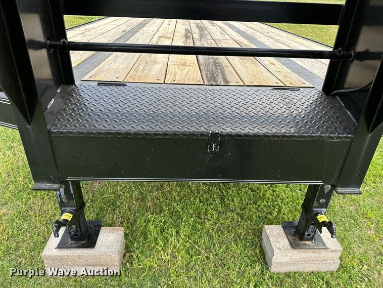 image for item NR9766 2018 Elite  Flexcontrol equipment trailer