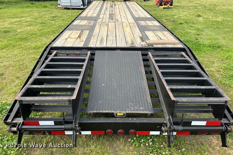 image for item NR9766 2018 Elite  Flexcontrol equipment trailer