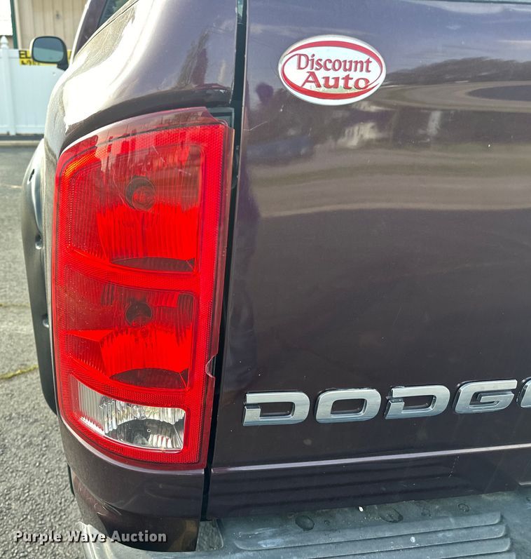image for item NR9774 2004 Dodge Ram 1500 pickup truck