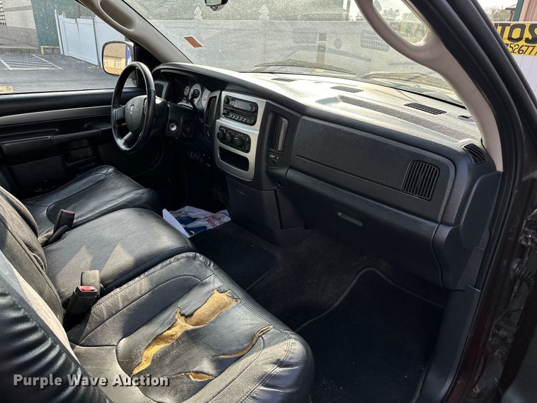 image for item NR9774 2004 Dodge Ram 1500 pickup truck