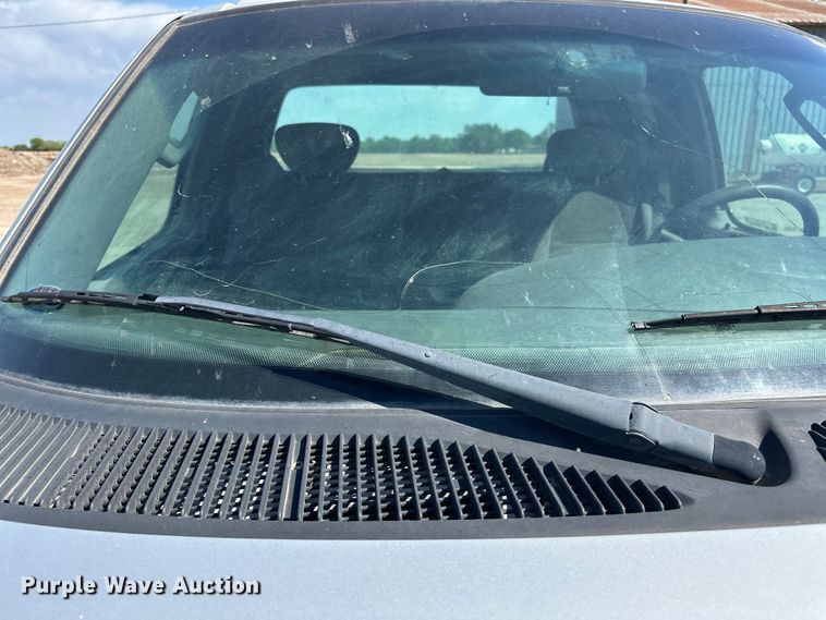 image for item NR9794 2002 Ford F150 SuperCab pickup truck